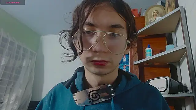 Snapshot of najimi_uwu_ chatting on March 4, 2026, 11:34 pm najimi uwu online show from March 4, 2026, 11:34 pm