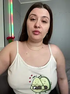 Snapshot of lipsi_vikki chatting on February 11, 2026, 8:14 am lipsi vikki online show from February 11, 2026, 8:14 am