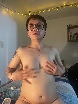 Snapshot of SimonMasseel chatting on February 15, 2026, 3:29 am SimonMasseel online show from February 15, 2026, 3:29 am