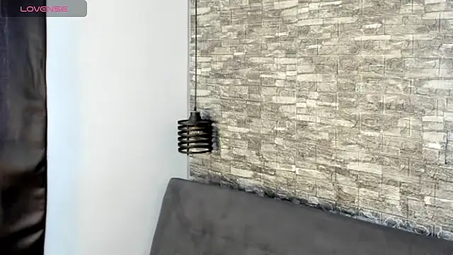 ASHLEY COLLINS1 online show from February 26, 2026, 1:11 pm