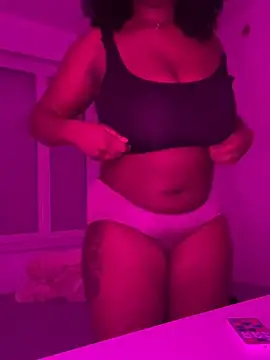 Snapshot of Stelly_75 chatting on February 16, 2026, 5:55 pm Stelly 75 online show from February 16, 2026, 5:55 pm