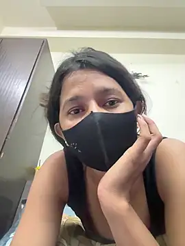 raavigirl online show from March 14, 2026, 6:58 pm