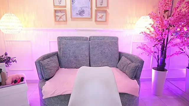 Snapshot of ElectraJonesX chatting on February 13, 2026, 11:32 am ElectraJonesX online show from February 13, 2026, 11:32 am