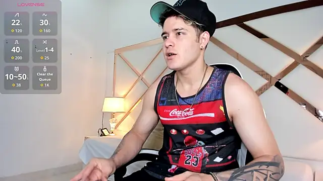 rayan linxx online show from February 23, 2026, 7:36 pm