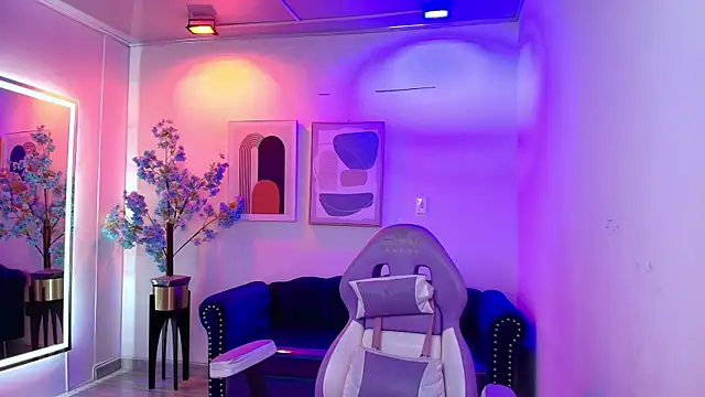 Alanna  scott online show from April 11, 2026, 3:58 am