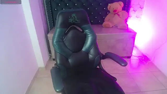 aylannyy m online show from February 22, 2026, 4:08 pm