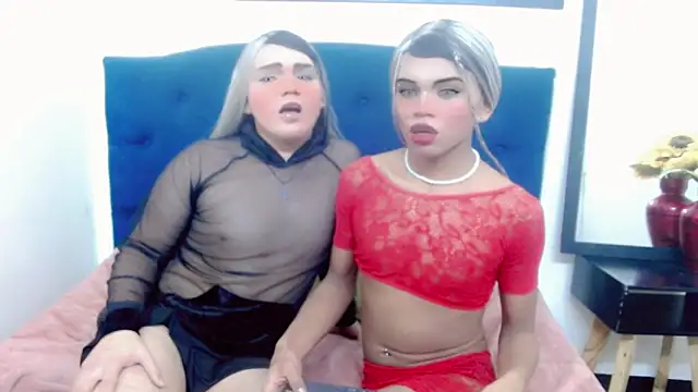 Snapshot of Cristal_and_noha chatting on February 18, 2026, 2:35 pm Cristal and noha online show from February 18, 2026, 2:35 pm