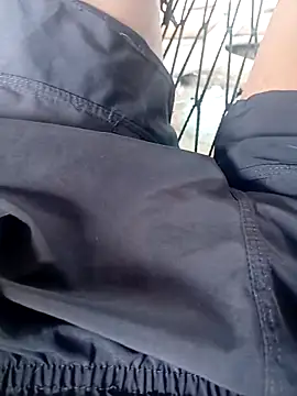 Snapshot of luisMigueloor chatting on April 7, 2026, 7:26 pm luisMigueloor online show from April 7, 2026, 7:26 pm