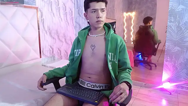 estefan tay online show from February 9, 2026, 7:12 pm