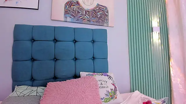 Venuz 01 online show from February 7, 2026, 8:50 pm