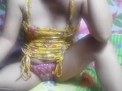 Snapshot of SweetHotBabe18 chatting on March 9, 2026, 2:31 pm SweetHotBabe18 online show from March 9, 2026, 2:31 pm