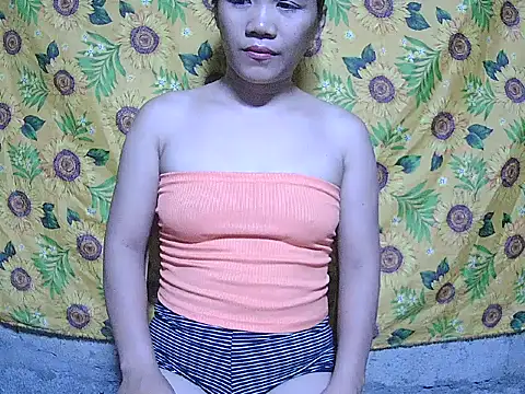 SweetHotBabe18 online show from July 24, 2026, 10:06 pm