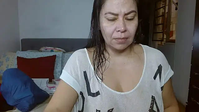 Karo sexy online show from March 9, 2025, 7:48 pm