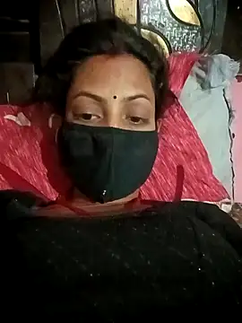 BIG QWEEN NO1 online show from April 14, 2026, 4:01 pm