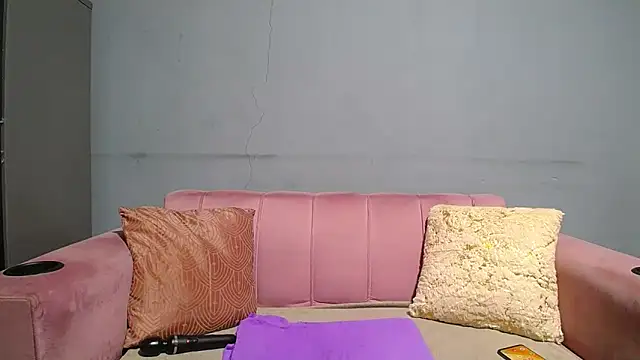 SEXYBUSTYEBONYXX online show from March 10, 2026, 6:28 am