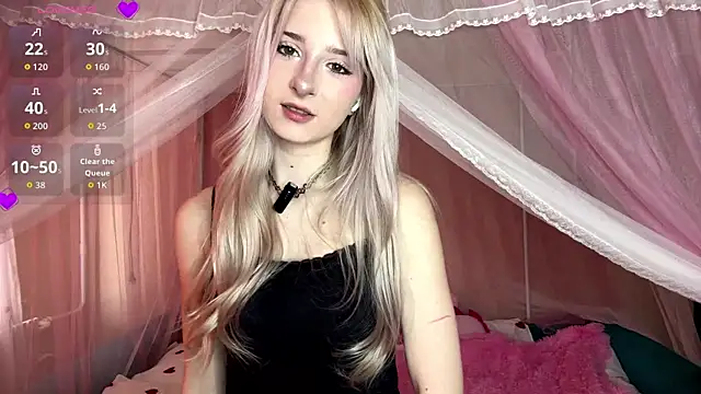 Snapshot of EvaQT chatting on March 2, 2026, 7:59 am EvaQT online show from March 2, 2026, 7:59 am