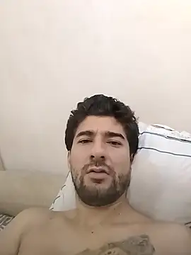 Camilo696903 online show from February 25, 2026, 10:09 pm