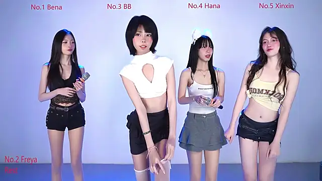 Snapshot of Believe-girl chatting on February 28, 2026, 12:16 pm Believe-girl online show from February 28, 2026, 12:16 pm