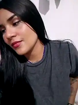 Zoe Renata online show from February 25, 2026, 5:51 am