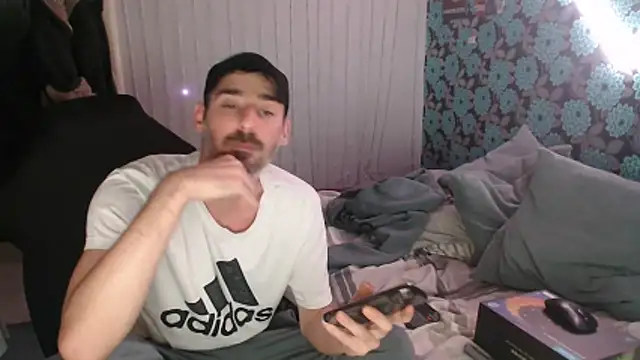 Hairyjockthongboy online show from April 15, 2026, 7:58 pm