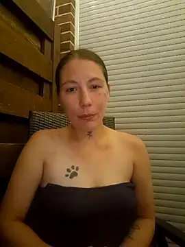 Lolahottele online show from July 28, 2026, 9:36 pm