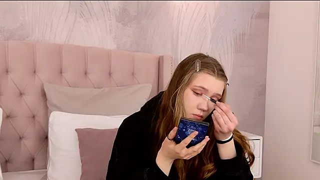 StacyHicks online show from March 8, 2026, 3:04 pm