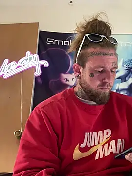 Smokebluntafterblunt online show from May 20, 2026, 11:57 pm