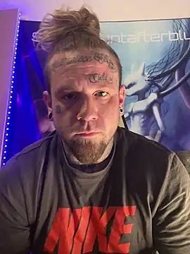 Snapshot of Smokebluntafterblunt chatting on February 13, 2026, 10:59 am Smokebluntafterblunt online show from February 13, 2026, 10:59 am