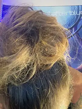 Snapshot of Smokebluntafterblunt chatting on February 24, 2026, 12:00 am Smokebluntafterblunt online show from February 24, 2026, 12:00 am