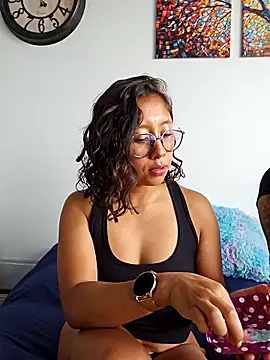 Camila Lopez1 online show from April 13, 2026, 4:00 pm