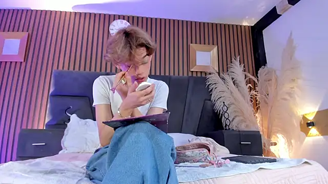 AngelDoll 1 online show from February 15, 2026, 5:08 am