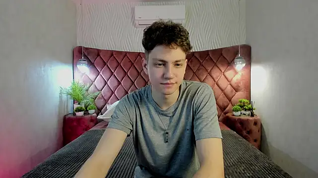 StefanBev online show from March 4, 2026, 7:43 pm