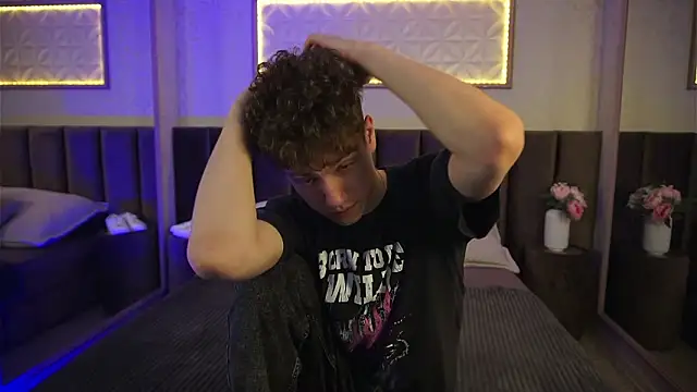 StefanBev online show from March 22, 2026, 7:48 pm