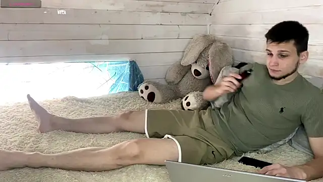 Snapshot of Donald_boy chatting on April 15, 2026, 10:43 am Donald boy online show from April 15, 2026, 10:43 am