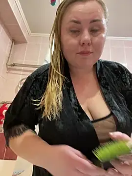 Snapshot of Mommy-girl-Lola chatting on February 11, 2026, 9:53 am Mommy-girl-Lola online show from February 11, 2026, 9:53 am