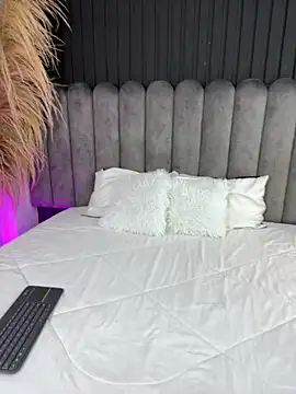 Snapshot of Nanda_vixen_ chatting on March 3, 2026, 8:49 pm Nanda vixen online show from March 3, 2026, 8:49 pm