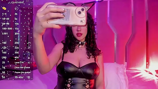 Snapshot of SOOLSTOONE chatting on February 26, 2026, 8:53 pm SOOLSTOONE online show from February 26, 2026, 8:53 pm