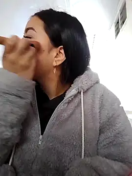 Ariana Castillo   online show from March 25, 2026, 12:37 pm