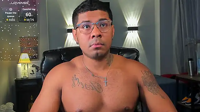 LEOHRDZ online show from March 19, 2026, 2:44 am