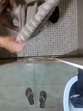 Snapshot of Flakotte chatting on April 16, 2026, 1:50 am Flakotte online show from April 16, 2026, 1:50 am