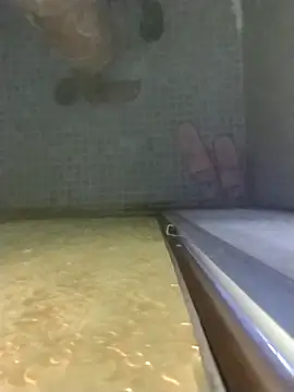 Snapshot of Flakotte chatting on April 11, 2026, 5:37 am Flakotte online show from April 11, 2026, 5:37 am