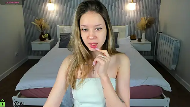 Snapshot of Mini_Allice chatting on February 28, 2026, 1:05 am Mini Allice online show from February 28, 2026, 1:05 am