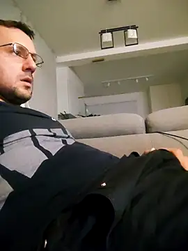 defaktor online show from February 24, 2026, 8:10 pm