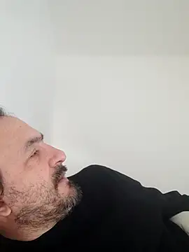 Snapshot of Luluberlu04 chatting on February 9, 2026, 1:31 pm Luluberlu04 online show from February 9, 2026, 1:31 pm