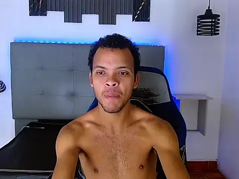 Snapshot of WilThePasive chatting on February 13, 2026, 1:00 pm WilThePasive online show from February 13, 2026, 1:00 pm