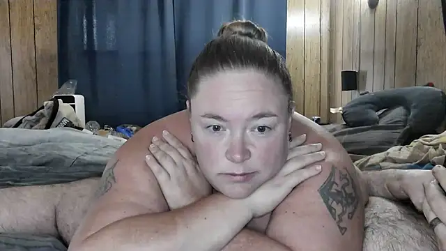 ladylynn13 online show from July 25, 2026, 2:56 pm