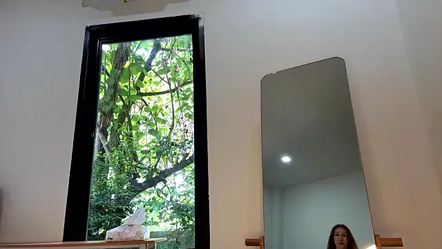 Snapshot of Alicecutepie chatting on March 21, 2026, 6:36 am Alicecutepie online show from March 21, 2026, 6:36 am