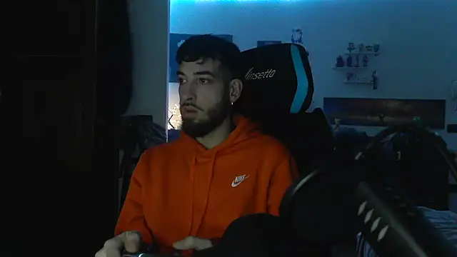 Snapshot of maestroboris95 chatting on February 13, 2026, 11:49 pm maestroboris95 online show from February 13, 2026, 11:49 pm