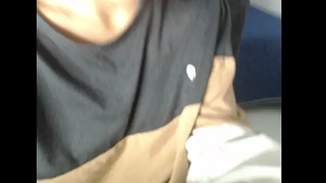 Snapshot of britan69 chatting on February 21, 2026, 5:31 am britan69 online show from February 21, 2026, 5:31 am