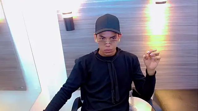 DaviidBuckx  online show from April 15, 2026, 1:55 am